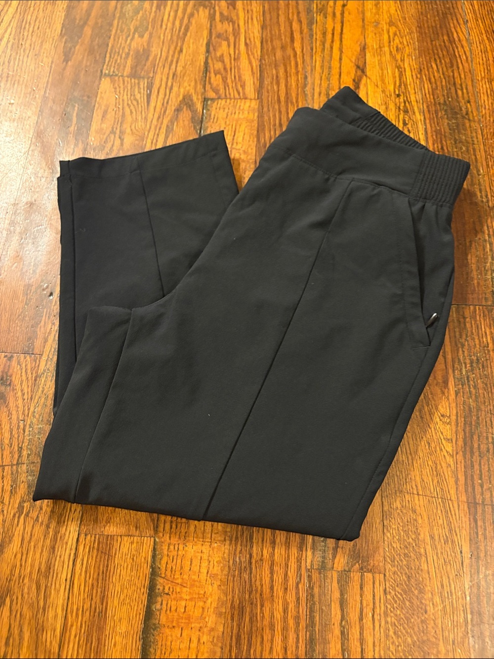 🎉Columbia Black Pull-On Cropped Pants — Sleek Everyday Style